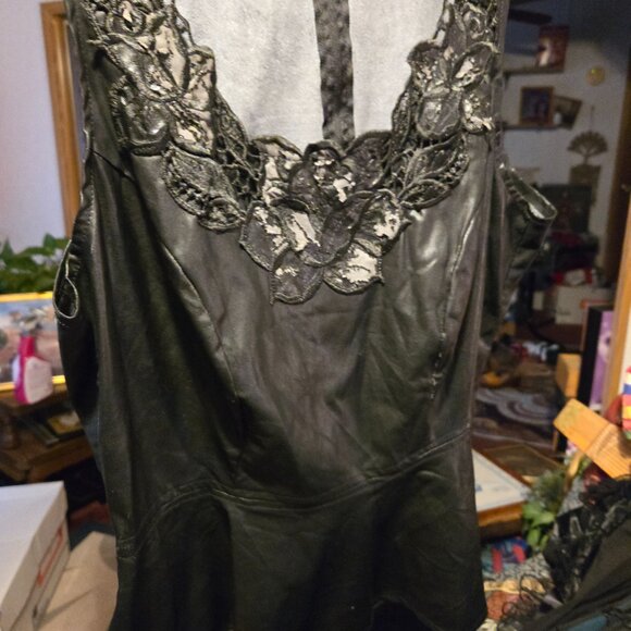 Goth clothing - Picture 2 of 8